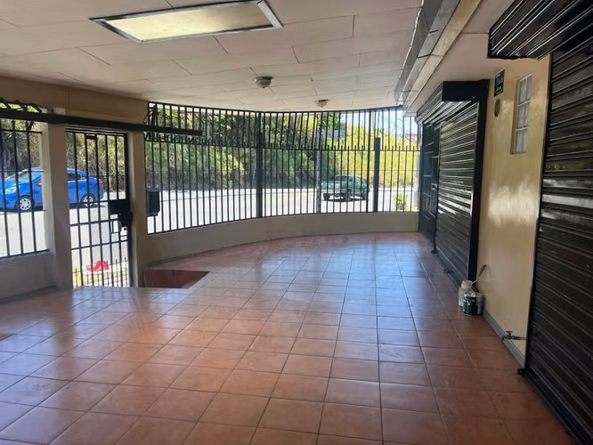 San Francisco de Dos Ríos | negotiation · Corner Property with 2 Commercial Units · Mixed Use