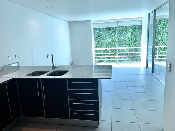 VENTA APARTAMENTO EN SANTA ANA CENTRO