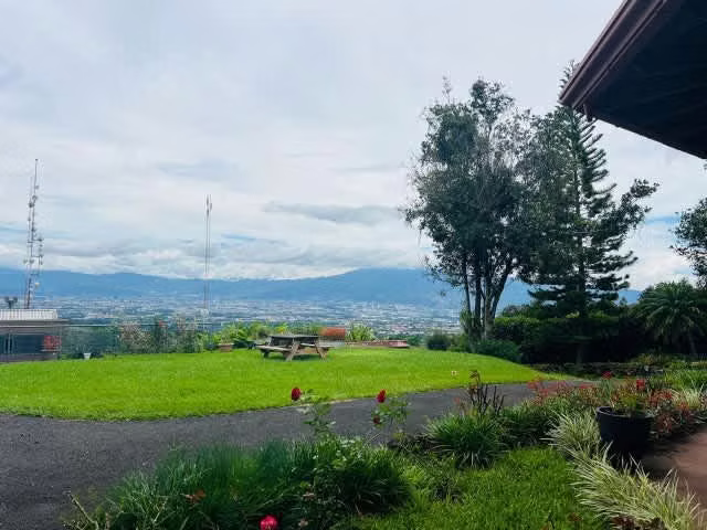 Venta de casa en San Rafael de Heredia