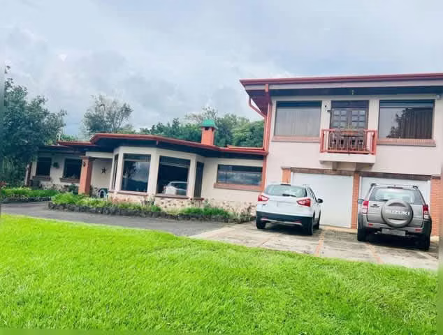 Venta de casa en San Rafael de Heredia