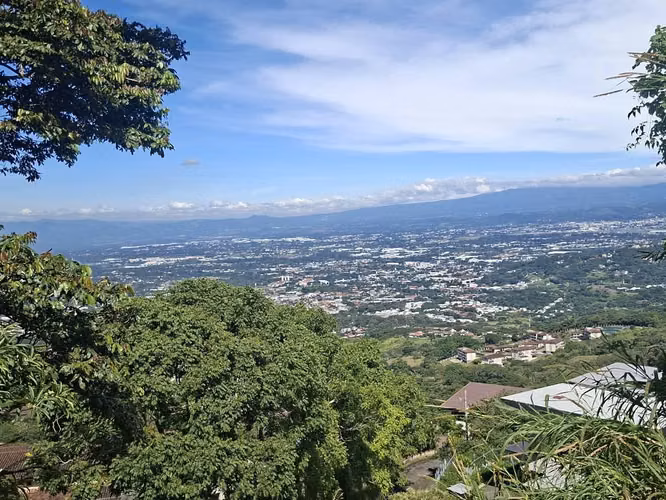 TERRENO EN VENTA. CONDOMINIO. EXCLUSIVO. VISTA AL VALLE. 5511 m2 - Imagen 5
