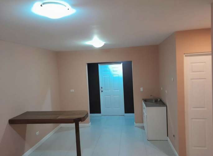 Cartago: dos apartamentos, 4 dormitorios, balcón y vista a las montañas. ¡Gran oportunidad!