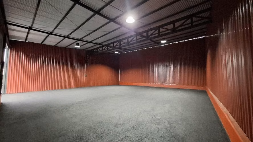 Bodega de 205 m² nueva para estrenar en Alajuela