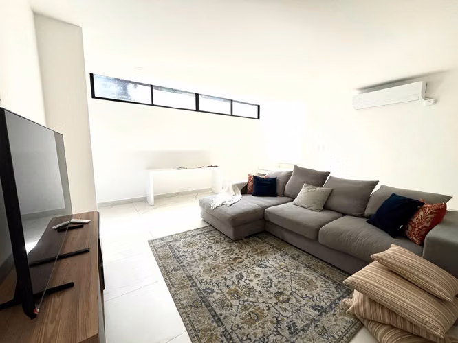 VENTA DE CASA EN DENDERA ESCAZÚ