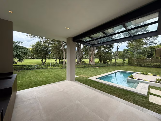 VENTA SANTA ANA VALLE DEL SOL CASA CON PISCINA FRENTE AL GOLF - Imagen 12