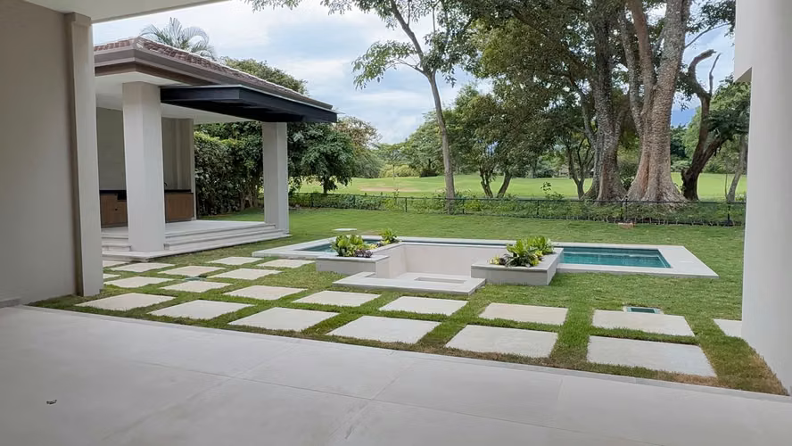 VENTA SANTA ANA VALLE DEL SOL CASA CON PISCINA FRENTE AL GOLF - Imagen 11