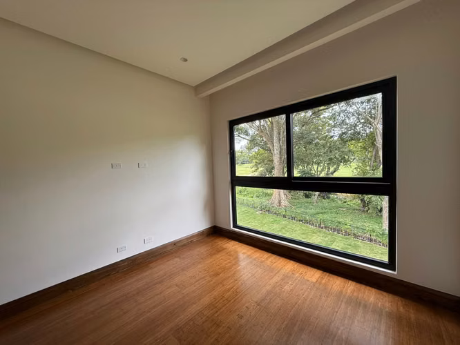 VENTA SANTA ANA VALLE DEL SOL CASA CON PISCINA FRENTE AL GOLF - Imagen 18