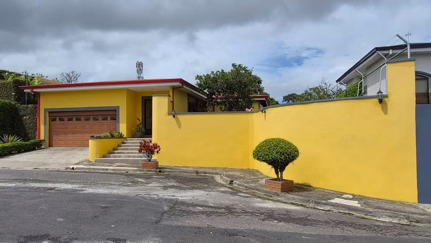 Venta de casa en San Rafael de Coronado