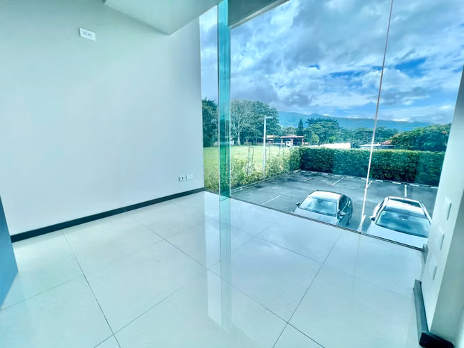 Oficina 105m2 en Río Oro - Imagen 3