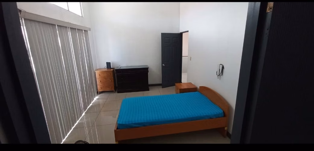 Venta de Casa moderna en Residencial #41050