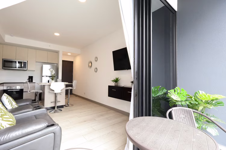 Se vende apto amueblado en condominio Núcleo Sabana /Bodega /Parqueo / Ideal para invertir-Airbnb - Imagen 2