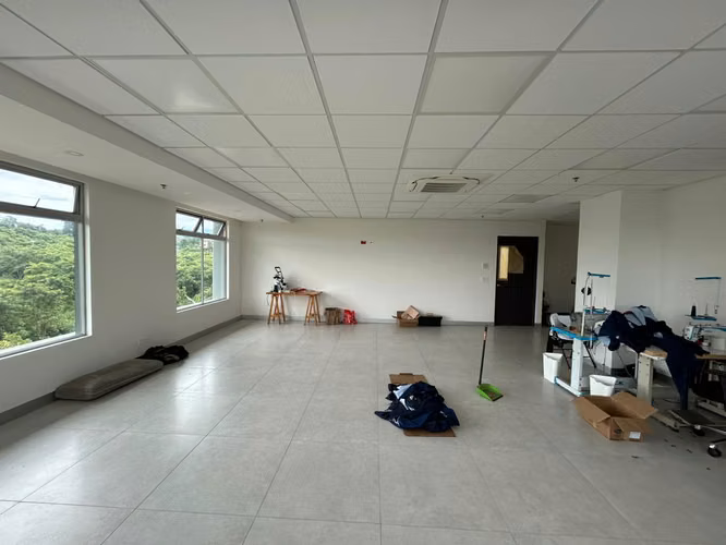 Alquiler de Espacio de Oficina en Guayabos #40835 - Imagen 10