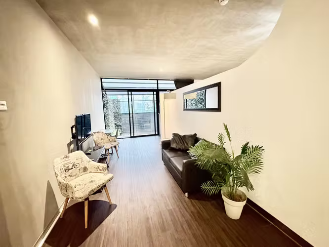 SANTA ANA CENTRO! MODERNO APARTAMENTO STUDIO AMOBLADO DE 1HAB/1BAÑO/TERRAZA Y JARDIN