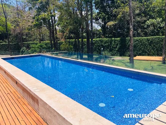 SANTA ANA CENTRO! MODERNO APARTAMENTO STUDIO AMOBLADO DE 1HAB/1BAÑO/TERRAZA Y JARDIN