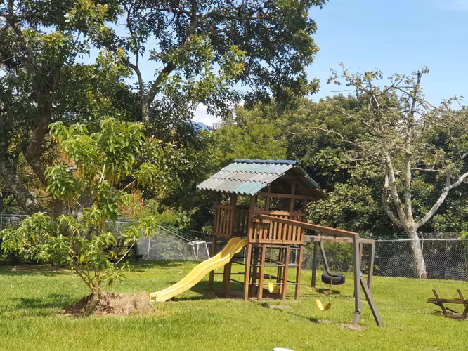 Bello lote en Altos del Horizonte entre Escazu y Rohrmoser - Imagen 16