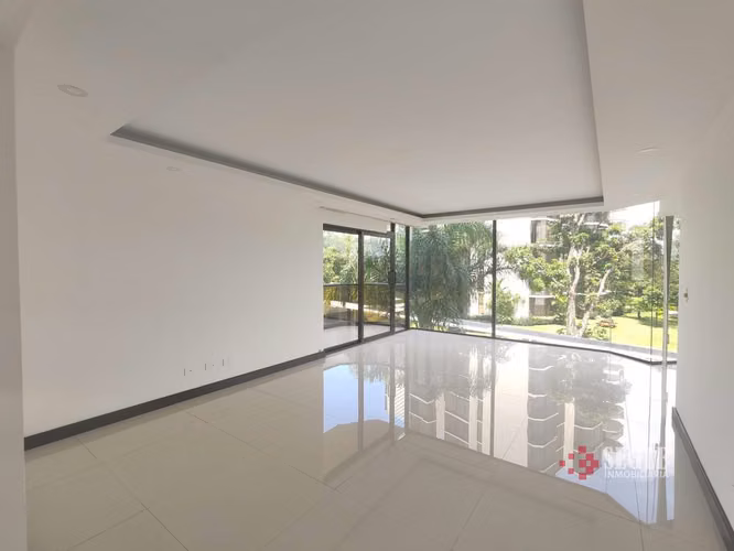 Venta de apartamento en Escazú, Bello Horizonte.