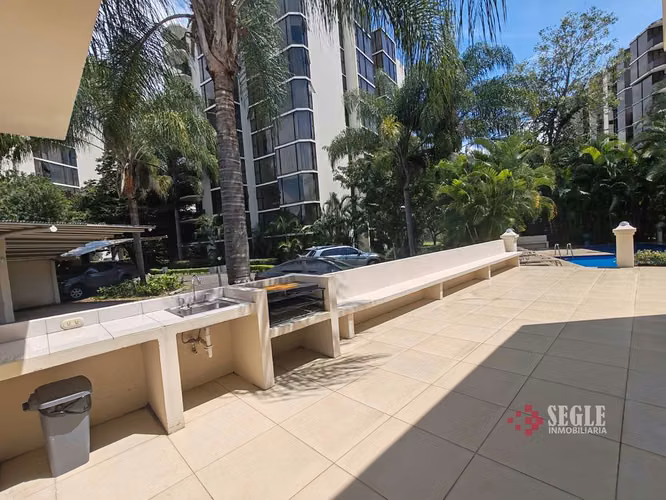 Venta de apartamento en Escazú, Bello Horizonte.