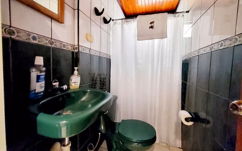 Casa de una planta 4 habitaciones, amplio terreno - Taras, San Nicolas Cartago