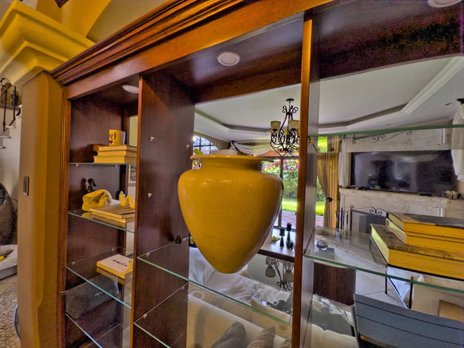 CASA EN VENTA COLINAS DE MONTEALEGRE QUE COMBINA LUJO UBICACIÓN Y DISEÑO EN PINARES CURRIDABAT - Imagen 13