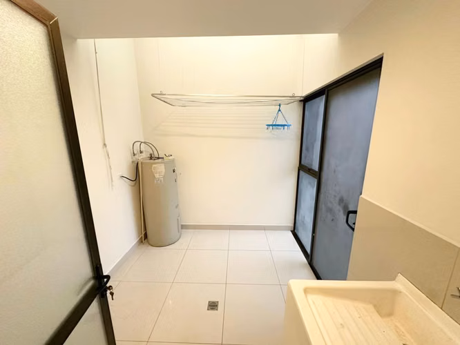 ALQUILER DE CASA EN TREJOS MONTEALEGRE, ESCAZÚ - Imagen 12