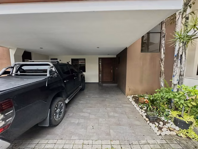 ALQUILER DE CASA EN TREJOS MONTEALEGRE, ESCAZÚ - Imagen 13