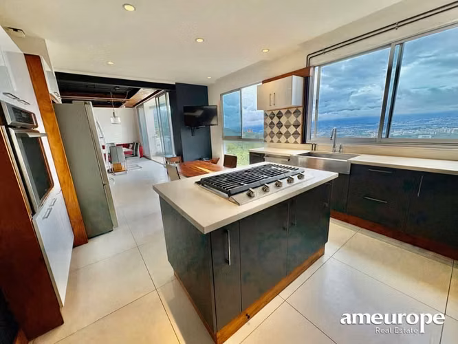 ESCAZU! IMPRESIONANTE PENTHOUSE DE 3 HAB + SERVICIO /VISTAS PANORAMICAS - Imagen 6