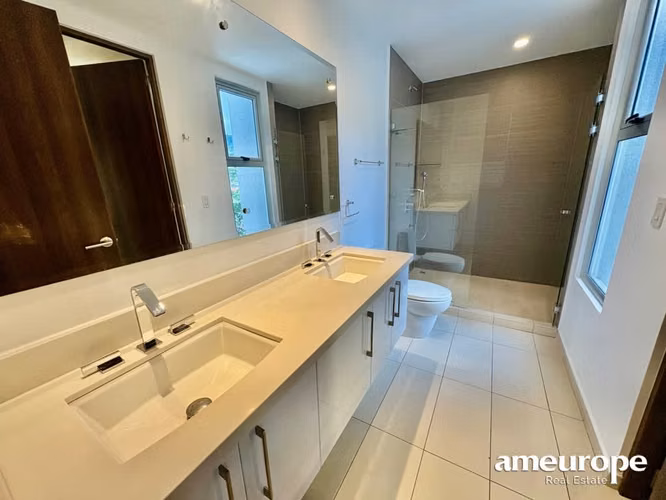 ESCAZU! IMPRESIONANTE PENTHOUSE DE 3 HAB + SERVICIO /VISTAS PANORAMICAS - Imagen 12