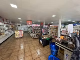 ALQUILER DE LOCAL COMERCIAL – ALAJUELA 140m2