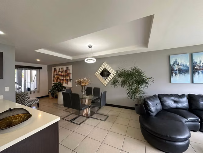 ALQUILER DE CASA EN RIO PALMA, GUACHIPELÍN* - Imagen 2