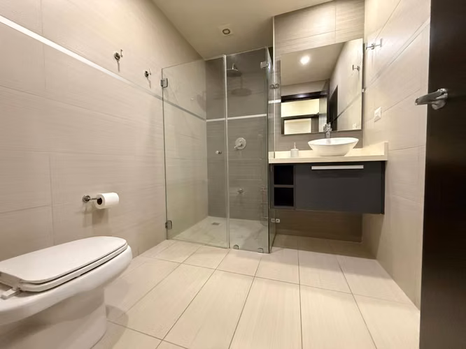 ALQUILER DE APARTAMENTO EN AVALON RIVER PARK, SANTA ANA* - Imagen 6