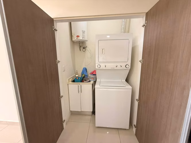 ALQUILER DE APARTAMENTO EN AVALON RIVER PARK, SANTA ANA* - Imagen 14