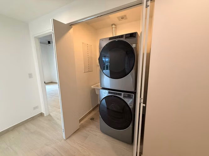 ALQUILER DE APARTAMENTO EN AVENIDA ESCAZÚ*