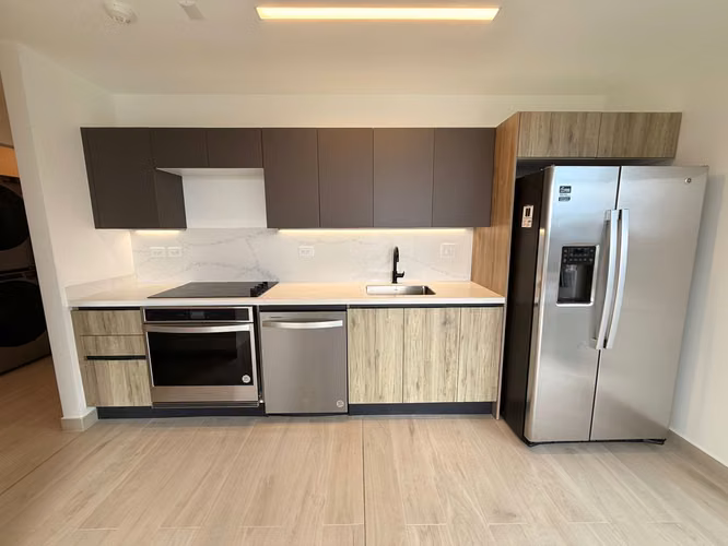 APARTMENT FOR RENT IN AVENIDA ESCAZU*