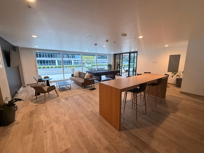 ALQUILER DE APARTAMENTO EN AVENIDA ESCAZÚ*