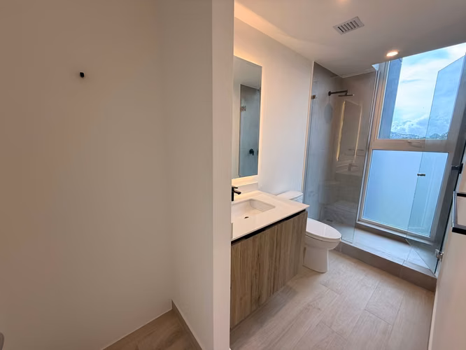 ALQUILER DE APARTAMENTO EN AVENIDA ESCAZÚ*