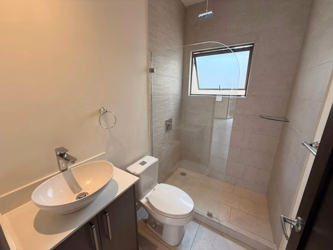 ALQUILER DE APARTAMENTO EN RIO ORO, SANTA ANA* - Imagen 12