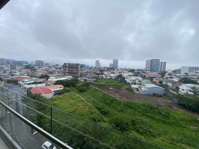 VENTA EN ESCALANTE CONDOMINIO - Imagen 6
