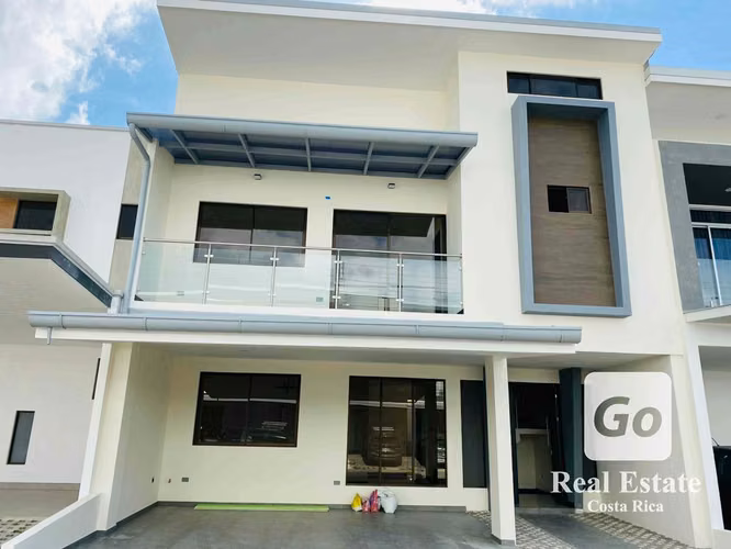 Venta de Casa en Cond. Distrito San Juan, La Unión, Cartago - Imagen 6