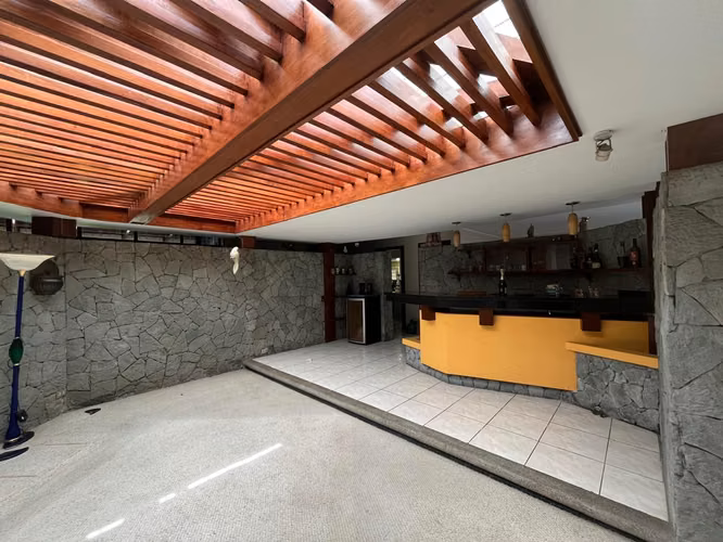 Venta de Lote con casa- Uso Suelo Comercial (ZC-1) La Uruca ID5884 - Imagen 8