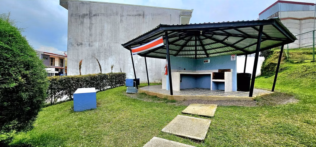 Venta de lote en San Rafael de Montes de Oca REBAJADO - Imagen 4