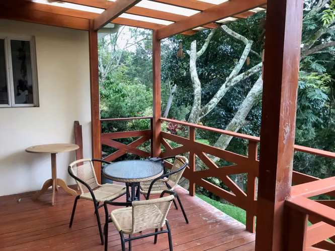 Venta de Propiedad Grande con 2 casas, Granadilla, Curridabat. 4153 - Imagen 2