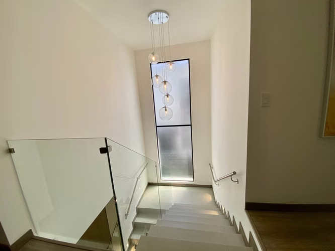 Lindora, Santa Ana Espectacular Casa Contemporánea para Estrenar