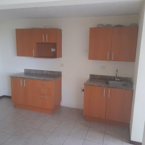 Apartamento 2 dormitorios 2 parqueos 2 baños Condominio Paso Real Concasa