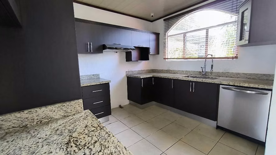 Casa en venta Sabanilla, Residencial Emmanuel