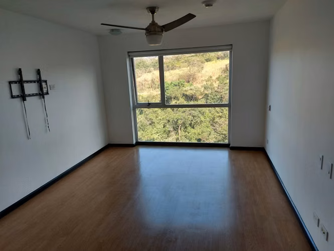Alquiler Condominio Paradisus Rohrmoser/ 2 habitaciones / línea blanca/ vista río