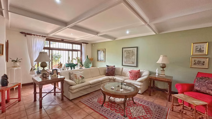 Casa Independiente en Venta en Escazú, San José
