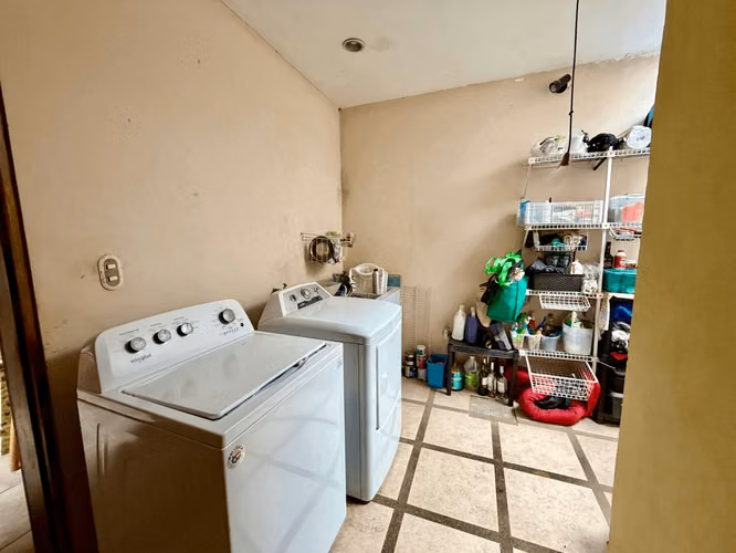 VENTA DE CASA EN RESIDENCIAL - UNA PLANTA - GRANADILLA - CURRIDABAT