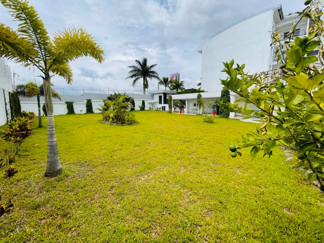 A UN PASO DE AVENIDA ESCAZU! APARTAMENTO AMOBLADO Y REMODELADO DE 3 HAB/4BAÑOS - Imagen 12