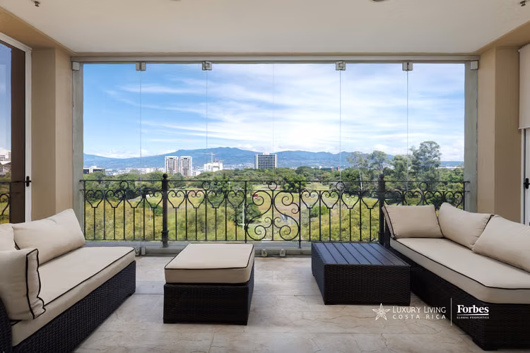 21184 - Luxury Apartment, 3 bedrooms, exclusive tower in La Sabana