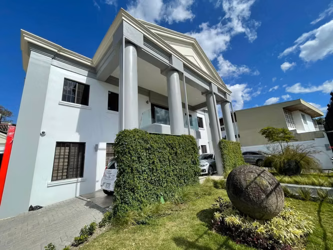 Venta de oficinas Zapote